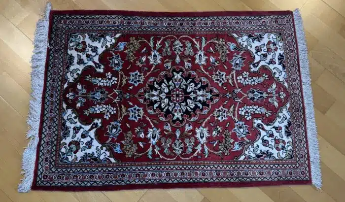 schöner farbenfroher Perserteppich 86 x 58 cm