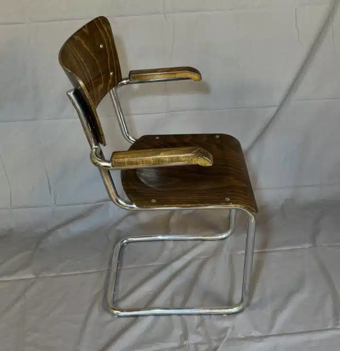 Seltener Schreibtisch - Vintage - Bauhaus ca.1960er Jahre, mit Sessel - Konstruktion aus verchromtem Stahlrohr, Höhe 78 cm, Breite 66 cm, Länge 160 cm. – Bild 15
