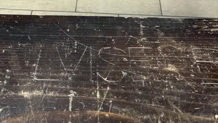 Switbert Lobisser - Aus persönlichem Besitz - Bauerntruhe seiner Eva "Ev" Luise Bleymaier mit den 4 Jahreszeiten von Lobisser bemalt, Frühling, Sommer, Herbst, Winter L 154 T 70 H 79 cm – Bild 26