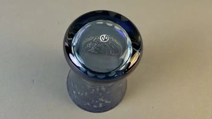 Switbert Lobisser - Aus persönlichem Besitz -  Überfangglas Freundschafts Becher H. 11 cm – Bild 4