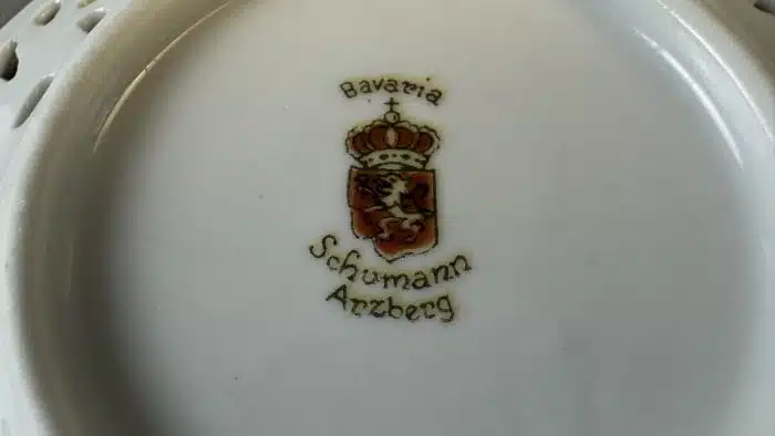 Switbert Lobisser - Aus persönlichem Besitz -  Kleine  Durchbruchschale SCHUMANN-ARZBERG-BAVARIADm.10 cm – Bild 7