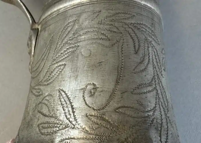 Switbert Lobisser - Aus persönlichem Besitz Seltener Zinnkrug aus 1737 H 21cm – Bild 16