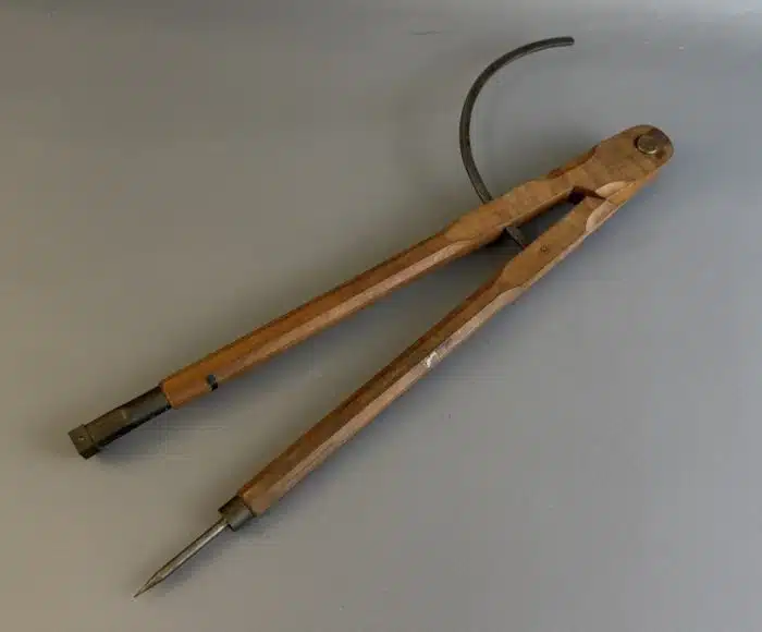 Switbert Lobisser - Aus persönlichem Besitz - Großer Zeichenzirkel L 52 cm – Bild 4