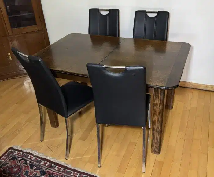 Holz Esstisch zum ausziehen mit 4 Sesseln