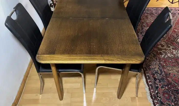 Holz Esstisch zum ausziehen mit 4 Sesseln – Bild 3