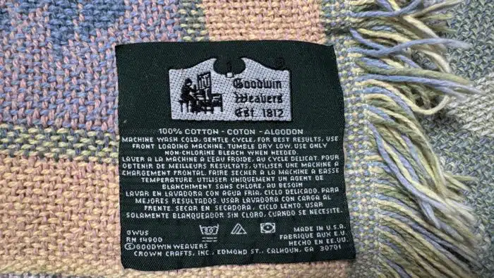 Decke von Goodwin Weavers Est 1812 – Bild 6
