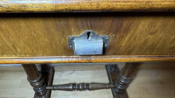 Nähkästchen Beisteltischchen – Bild 2