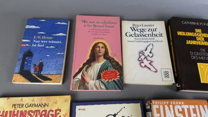 Posten Bücher mit persönlichen Widmungen – Bild 2