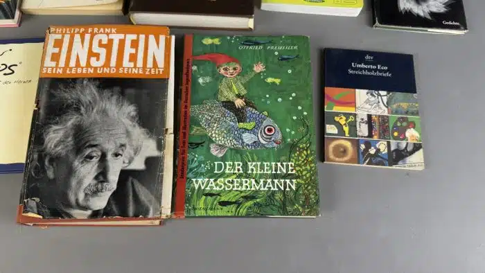 Posten Bücher mit persönlichen Widmungen – Bild 4