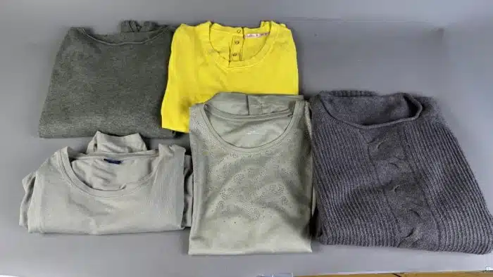 5 Stück Designer Bekleidung - Siehe Bilder