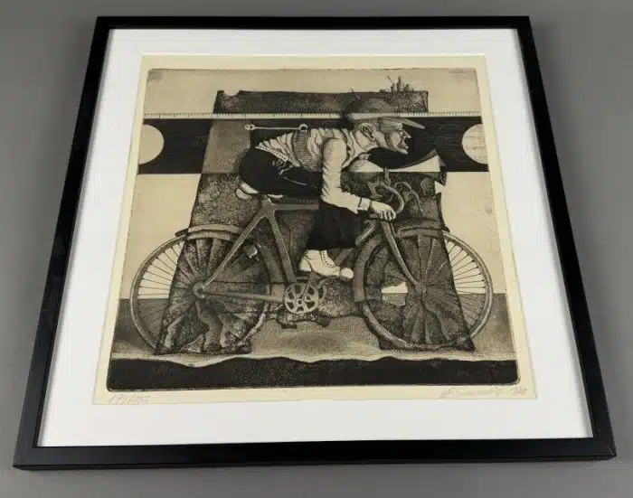Erich Smodics (Bregenz 1941 geb.) Handsign., 1973 dat. und num. (Ex. 194/200). Rennradfahrer. Radierung mit Aquatinta auf Bütten. Pl. 29,8 x 29,8 cm  verglast, gerahmt