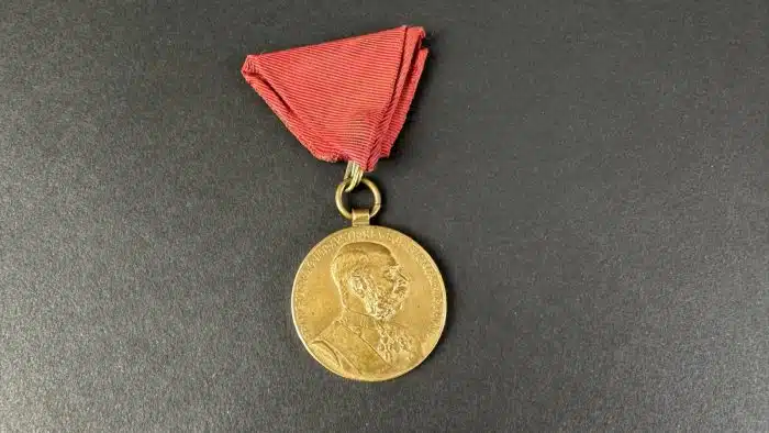 Jubiläums-Erinnerungsmedaille 1898 Jubilee Medal - Signum Memoriae  Material: BronzeGewicht: 22,56 g Durchmesser: 34 mm