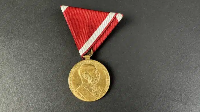 Jubiläums-Erinnerungsmedaille 1898 Jubilee Medal - Signum Memoriae  Material: BronzeGewicht: 22,56 g Durchmesser: 34 mm