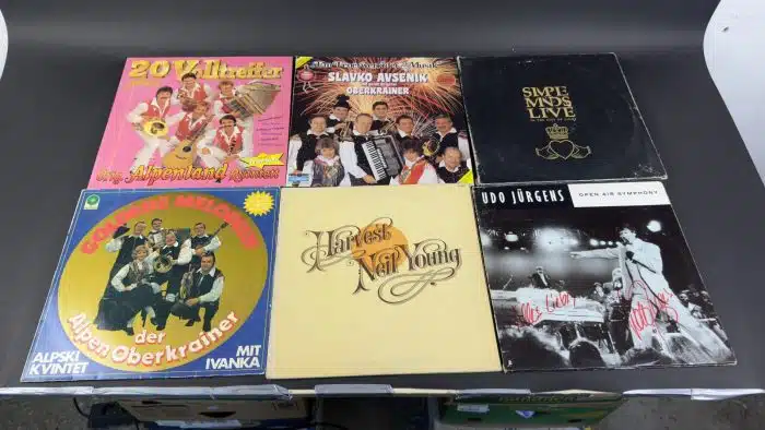 Posten  Schallplatten ausgefallene Stücke Siehe Bilder