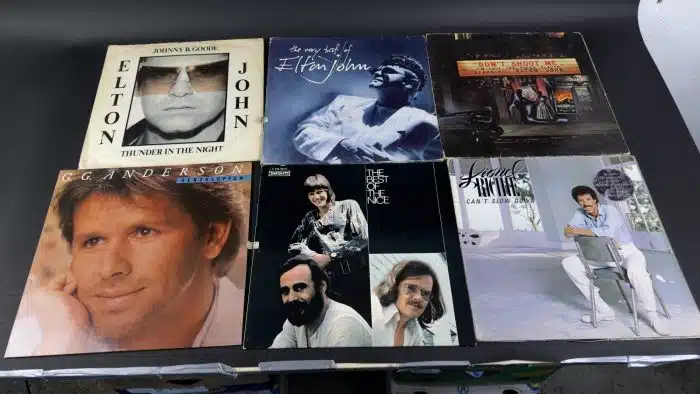 Posten  Schallplatten ausgefallene Stücke Siehe Bilder