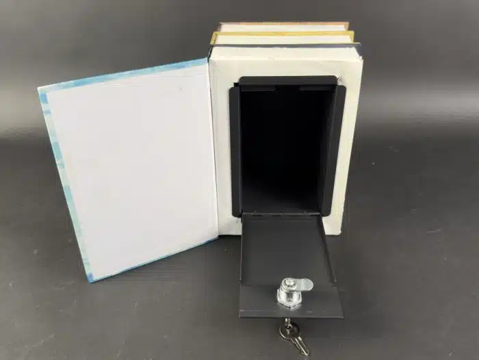 Bücher Tresor – Bild 2