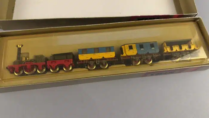 TRIX H0, 52 1205 00 Adler Nostalgiezug der Ersten Eisenbahn Nürnberg-Fürth 1835, im OK, unbespielt, Dorotheum 95€ – Bild 2