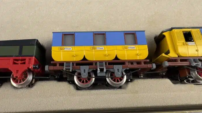 TRIX H0, 52 1205 00 Adler Nostalgiezug der Ersten Eisenbahn Nürnberg-Fürth 1835, im OK, unbespielt, Dorotheum 95€ – Bild 5