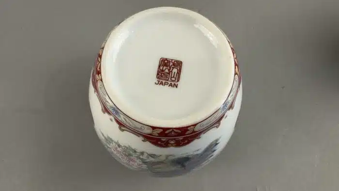 Vase und Deckelvase - Japan H. ca. 15 cm – Bild 5