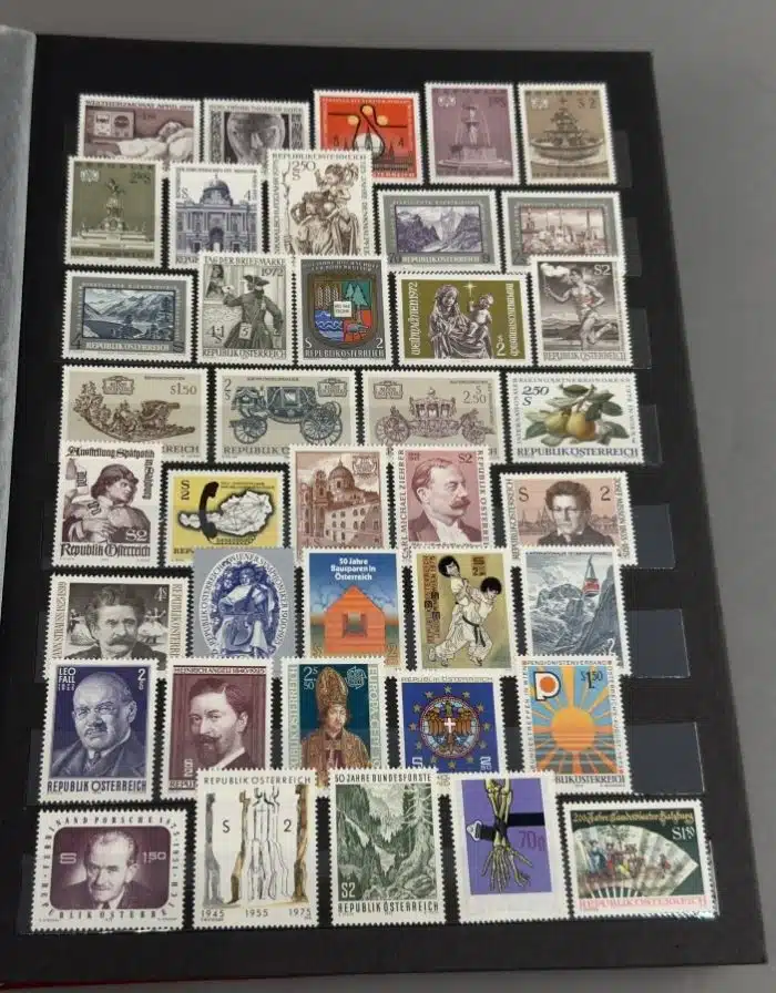 Grosses Briefmarkenalbum siehe Bilder !! – Bild 6