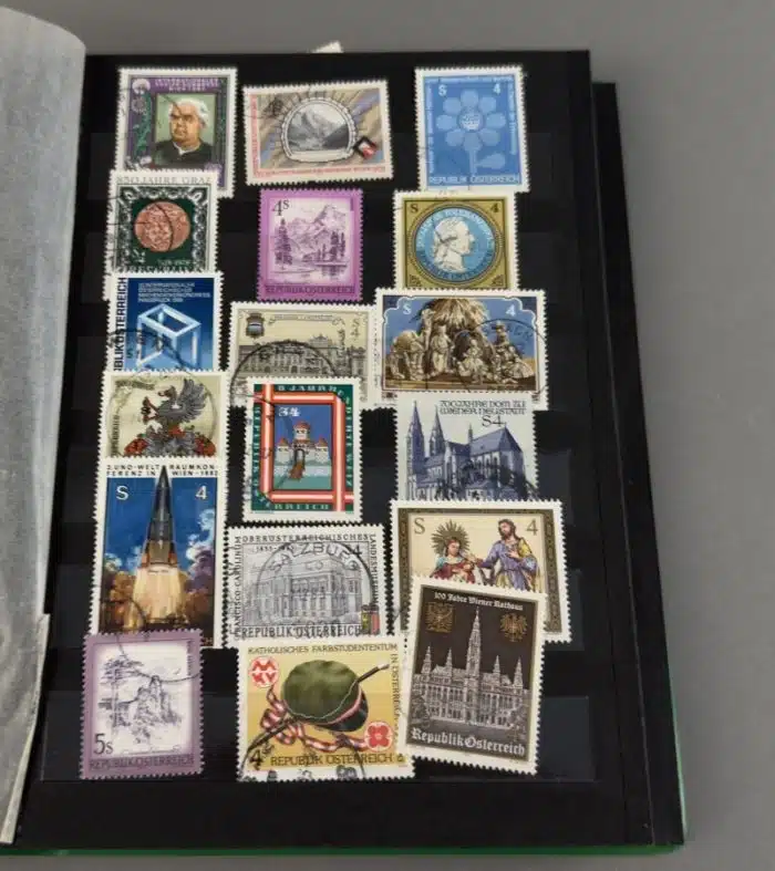 Grosses Briefmarkenalbum siehe Bilder !! – Bild 5