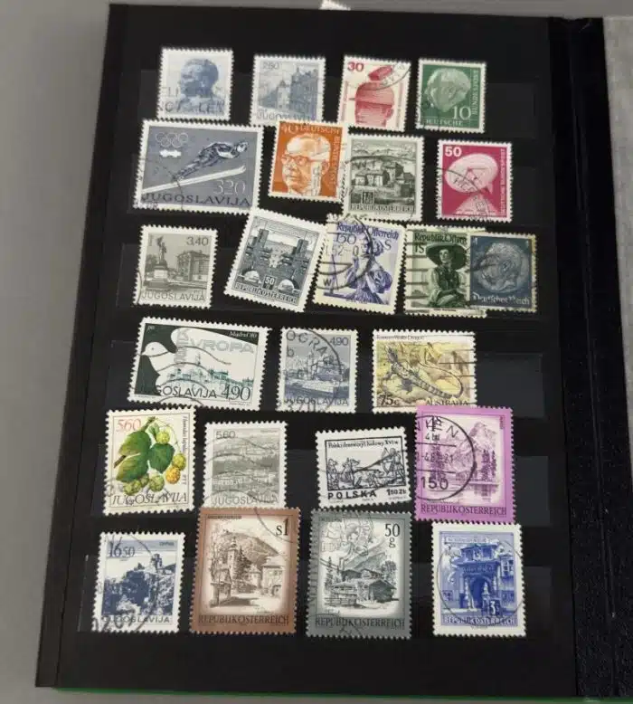Grosses Briefmarkenalbum siehe Bilder !! – Bild 8