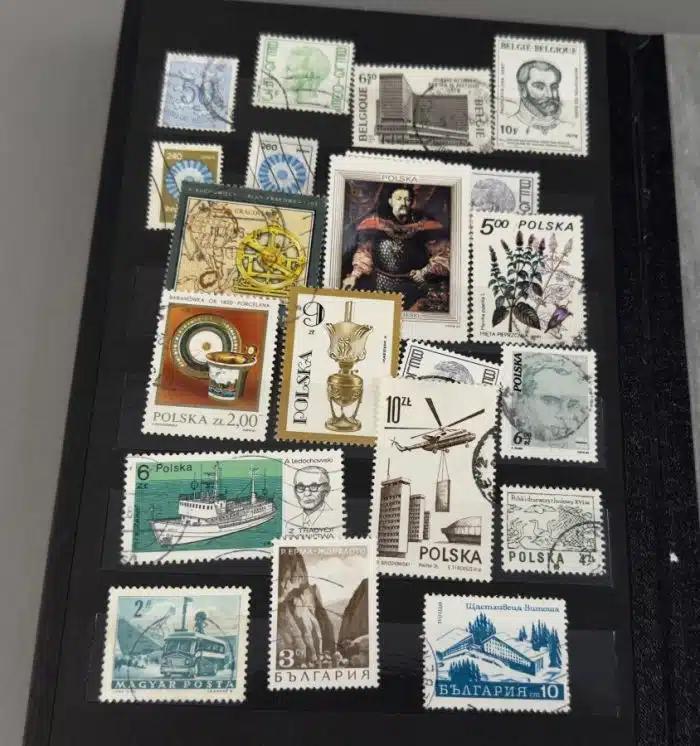 Grosses Briefmarkenalbum siehe Bilder !! – Bild 10