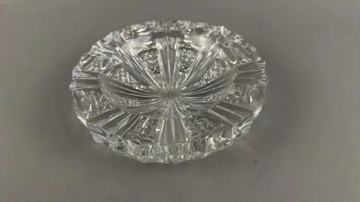 Bleikristall Aschenbecher Dm. 16 cm