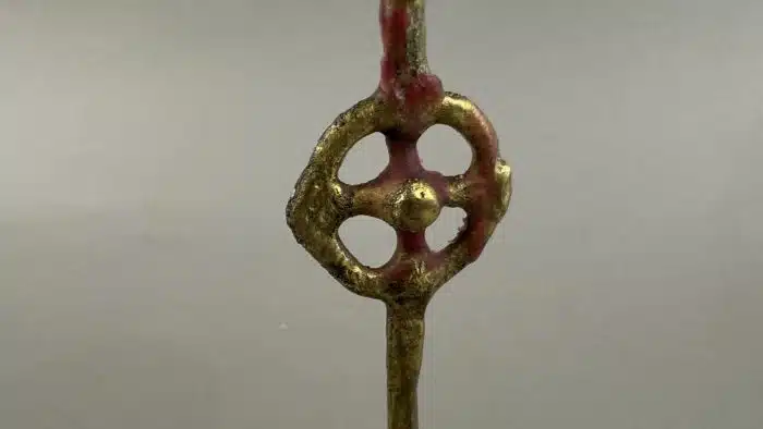 Heinz Goll -  Messing Kerzenständer - Ausführung Gießerei "Kurt Jesch" Bleiburg, H. 20 cm – Bild 3