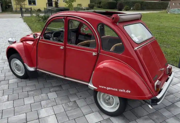 TRAUMSTÜCK !! Erstbesitz - Cabrio / Roadster - Ente - Citroën 2CV  Siehe Bilder und Video !! Wert lt. Marktbeobachtung 15.000 € - 18.000 € – Bild 7