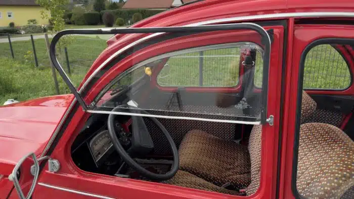 TRAUMSTÜCK !! Erstbesitz - Cabrio / Roadster - Ente - Citroën 2CV  Siehe Bilder und Video !! Wert lt. Marktbeobachtung 15.000 € - 18.000 € – Bild 13