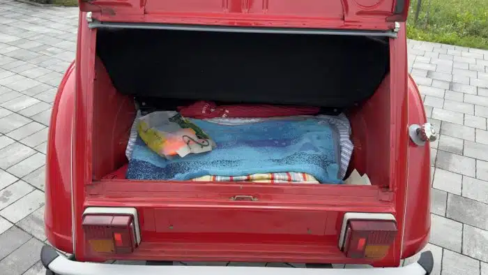 TRAUMSTÜCK !! Erstbesitz - Cabrio / Roadster - Ente - Citroën 2CV  Siehe Bilder und Video !! Wert lt. Marktbeobachtung 15.000 € - 18.000 € – Bild 20
