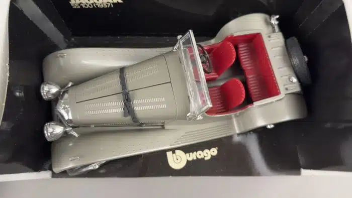 Burago Jaguar SS100 1937 1:18 Druckguss Metall Modellauto – Bild 4