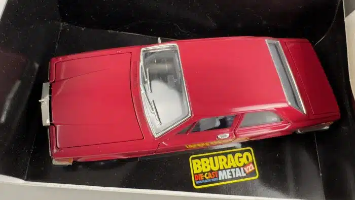 1932 BBurago Alfa Romeo 2300 Spider 3008 1:18 – Bild 4