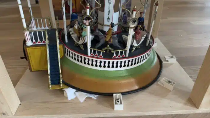 KARUSSELL, MÄRKLIN, 16121 MIT FIGUREN. NEU und im Originalkarton !! Noch nie ausgepackt !! Siehe Bilder und Beschreibung – Bild 5