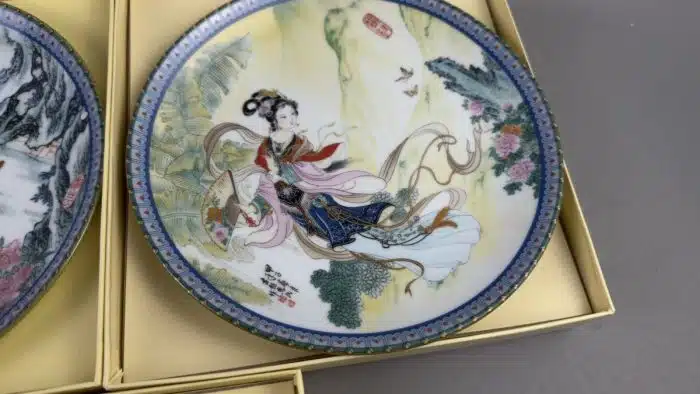 7 Stück Kaiserliches Jingdezhen-Porzellan – -dekorative Teller - 1988 - limitierte Auflage – Bild 5