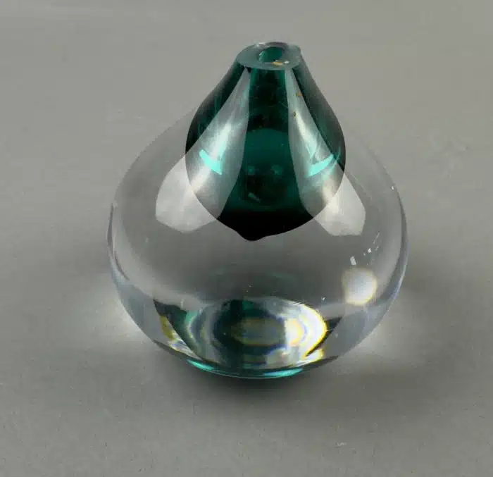 Designer Glass Briefbeschwerer, signiert – Bild 2