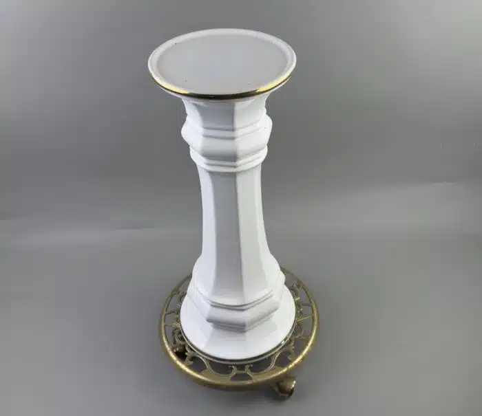 Blumensäule weiß mit Goldrand aus Porzellan auf Messing Blumen Untersetzer mit Rollen H.55 cm – Bild 3