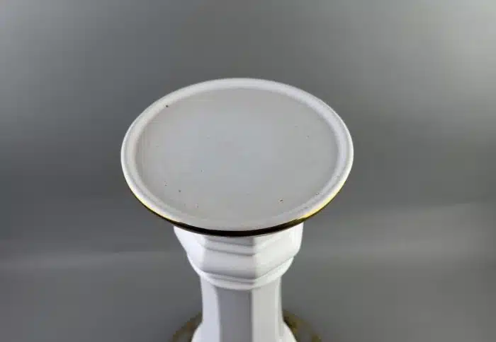 Blumensäule weiß mit Goldrand aus Porzellan auf Messing Blumen Untersetzer mit Rollen H.55 cm – Bild 4