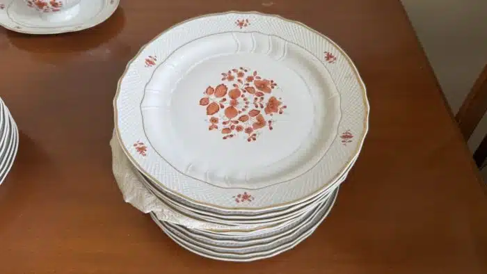 Posten - Hollohaza Porzellan ca. 50 Teile - Service - Vorlegeplatte, Teller, Suppenteriene uvm. – Bild 18