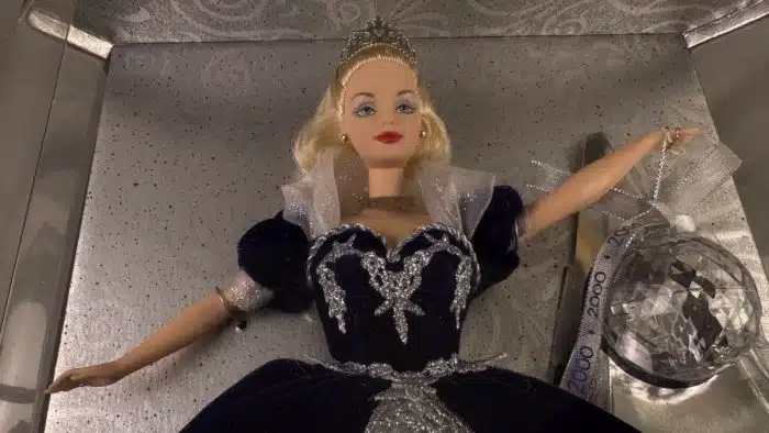 Barbie Special Edition Millennium Prinzessin  2000 OVP 24154 Mattel – Bild 3