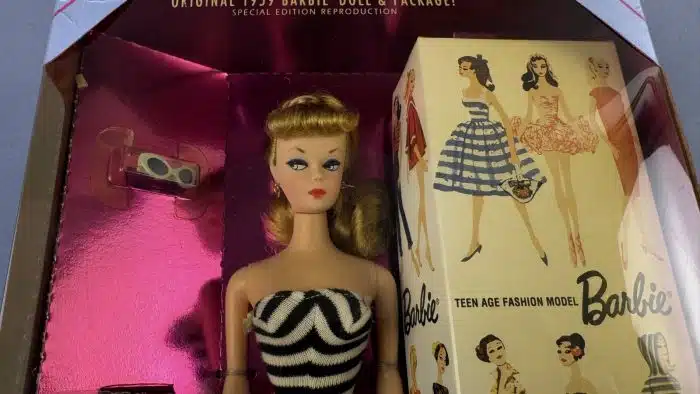 35th Anniversary Blonde 1993 Barbie Puppe in OVP – Bild 6