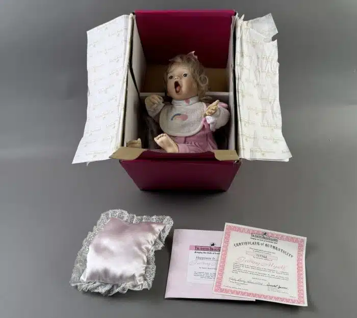 The Ashton Drake Galleries Porzellanpuppe Künstlerpuppe, original Zertifikat. OVP