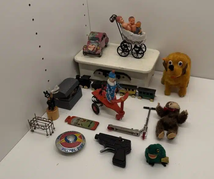Teile für die Puppenstube - Siehe Bilder