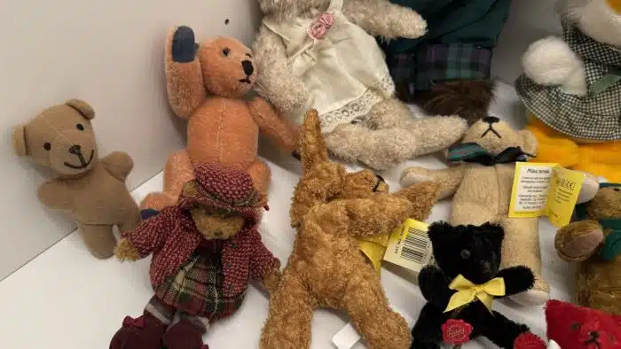Posten Hermann Teddy und Spielzeugsammlung – Bild 3