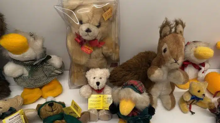 Posten Hermann Teddy und Spielzeugsammlung – Bild 5