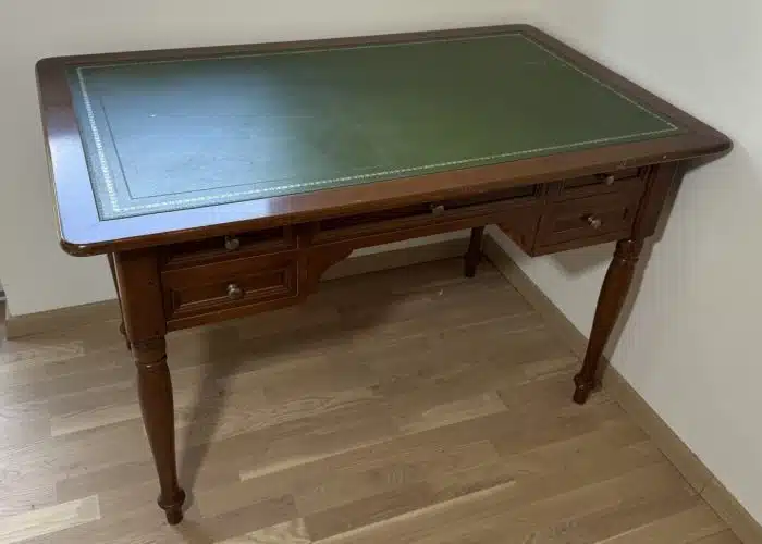 Schreibtisch - Schreibfläche mit grünem Belag, 5 Schubladen, eleganten gedrechselten Beine  126x77 cm H 79 cm – Bild 2