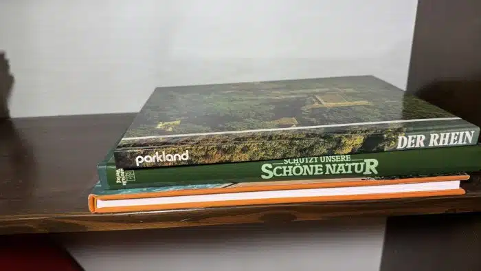Vollholz Bücherregal mit Inhalt 175x33 cm H 220 cm – Bild 15