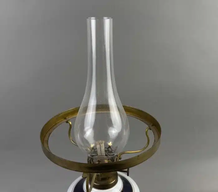 Petroleum Lampe  Wallendorf Porzellan Echt Kobalt blaue Blume GDR DDR H.49cm – Bild 5