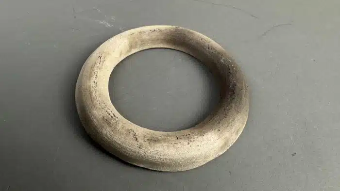 Große Designer Keramik Kugel mit Standring Dm. 30 cm – Bild 5